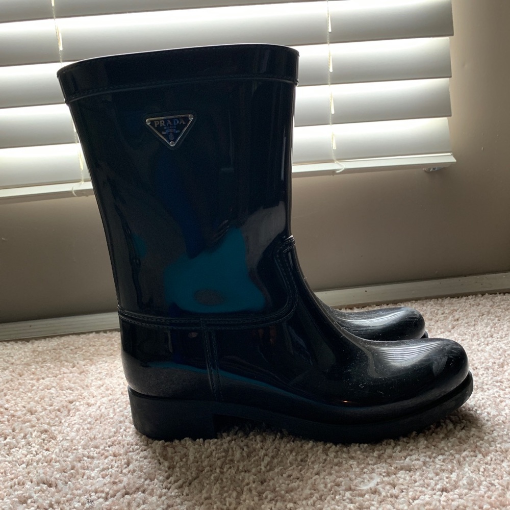 Prada Rainboots Size 40